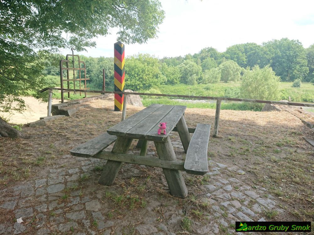 ławka nad Nysą