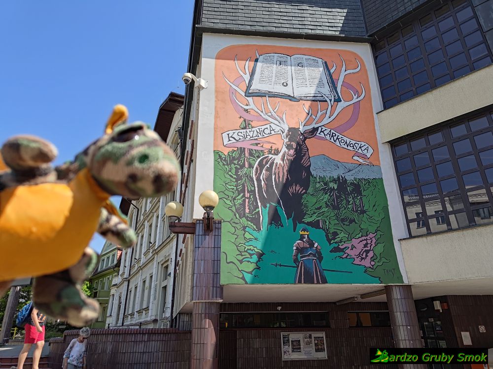 Jelenia Góra - mural na Książnicy