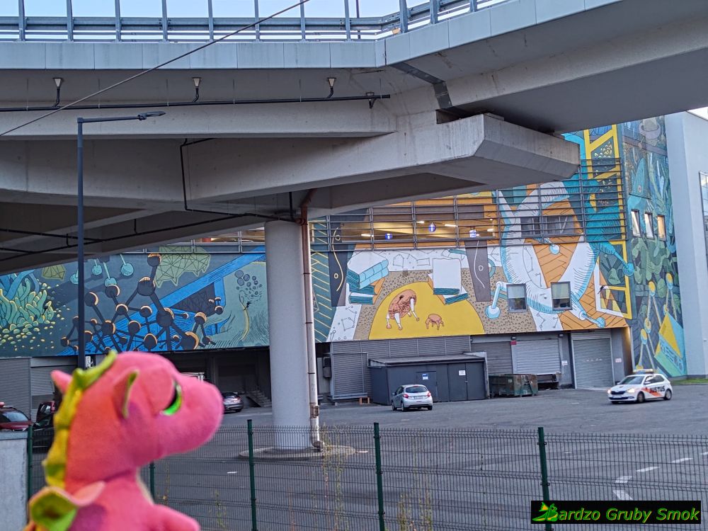 mural na Galerii Krakowskiej