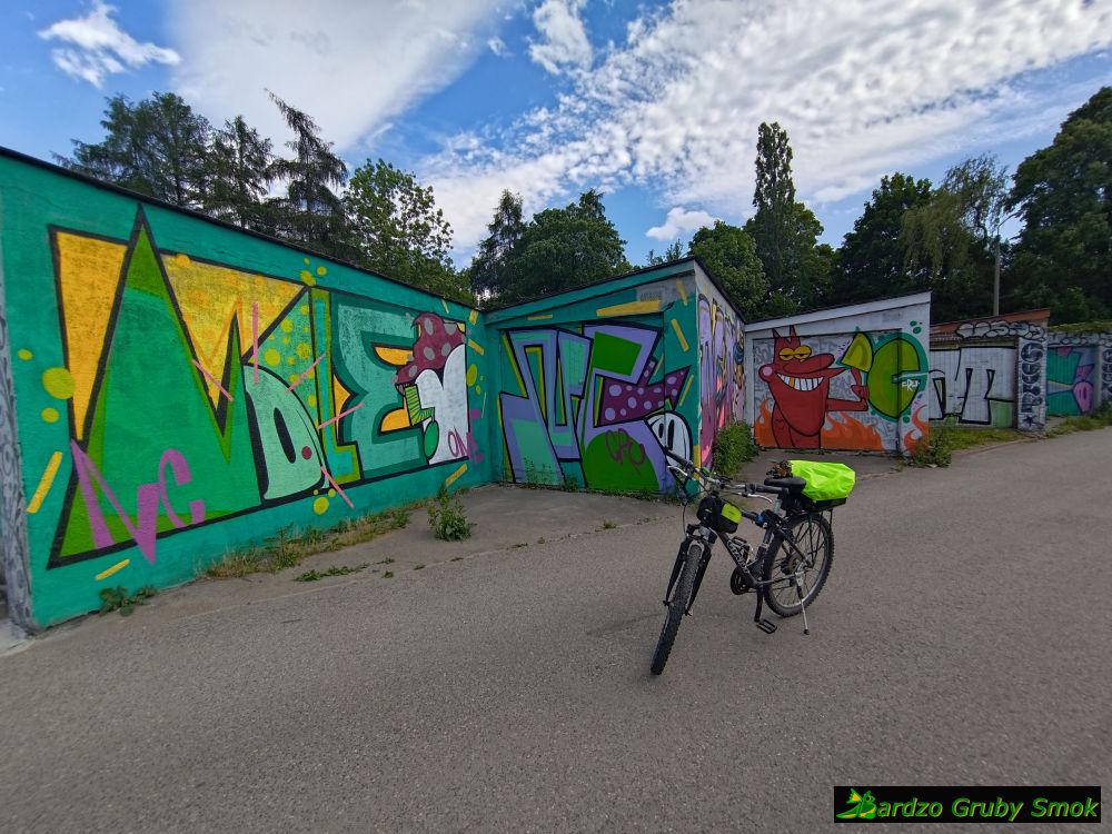grafitti na garażach