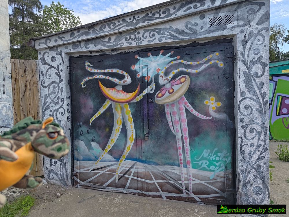mural na garażu - Mikołaj Rejs