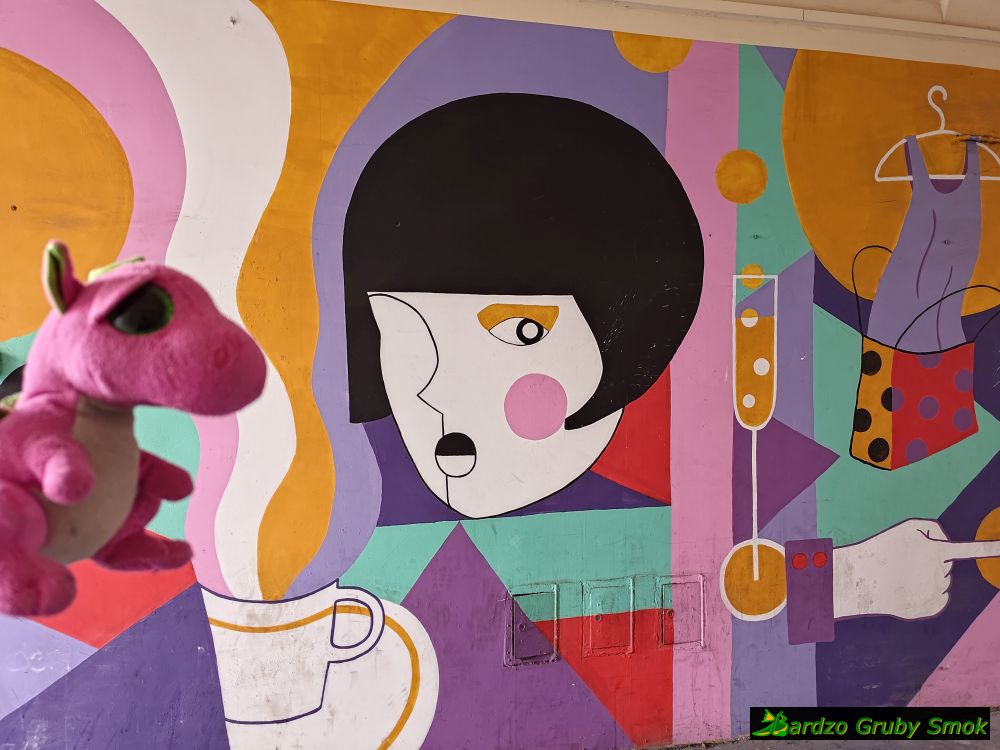 mural w przejściu