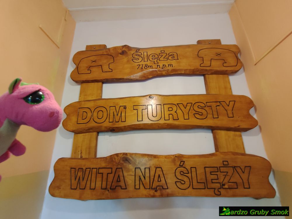 Dom turysty wita na Ślęży