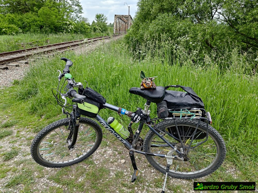 most kolejowy w Okleśnej