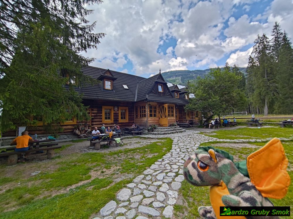 schronisko w Dolinie Roztoki