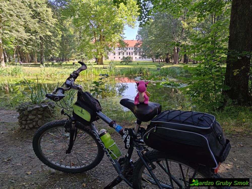 Park przy Zamku w Suchej Beskidzkiej