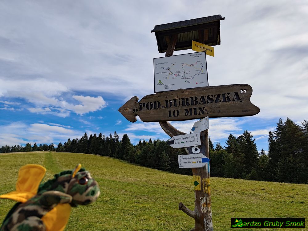 drogowskaz do schroniska pod Durbaszką