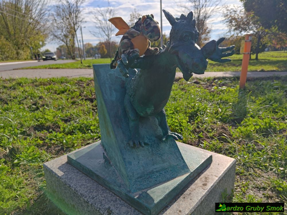 smok na zjeżdżalni